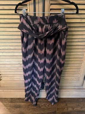 Black and Mauve Chevron Elastic waist Harem Pants